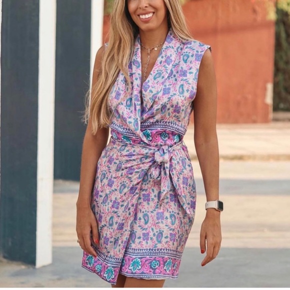 ZARA PRINTED WRAP DRESS - Picture 3 of 10